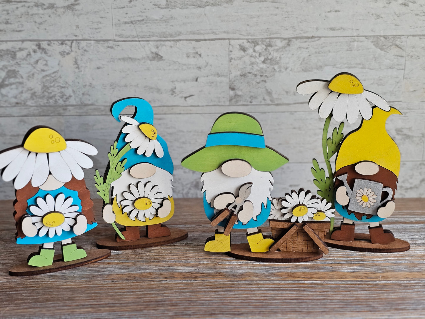 Daisy Girl Gnome