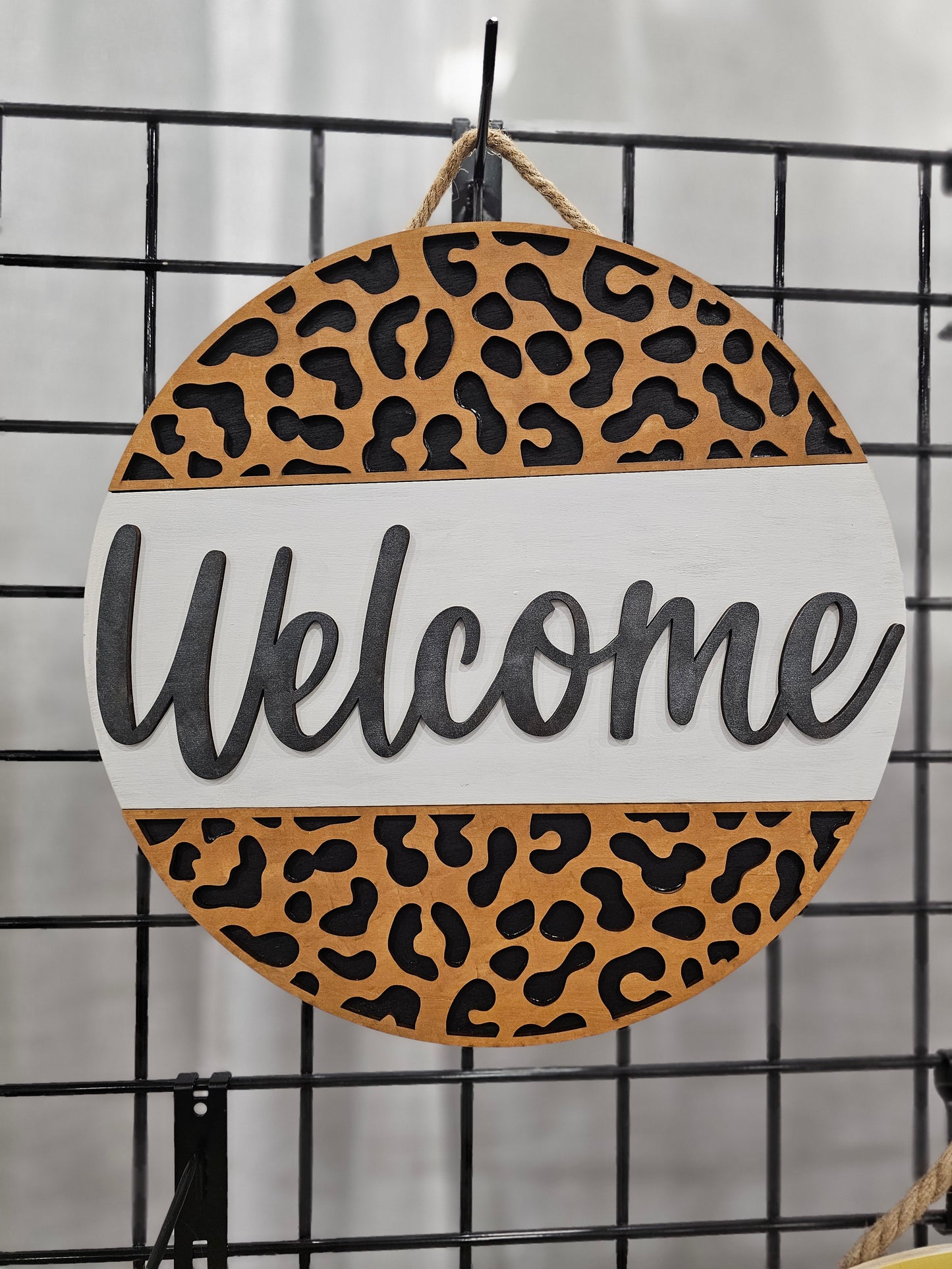 Welcome Cheetah Wooden Door Hanging Sign