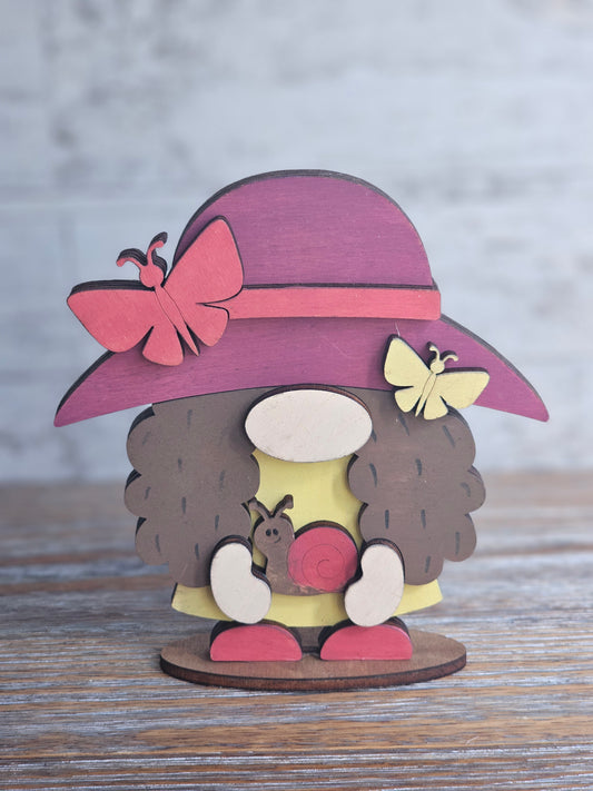 Gnome with Snail - READY TO SHIP