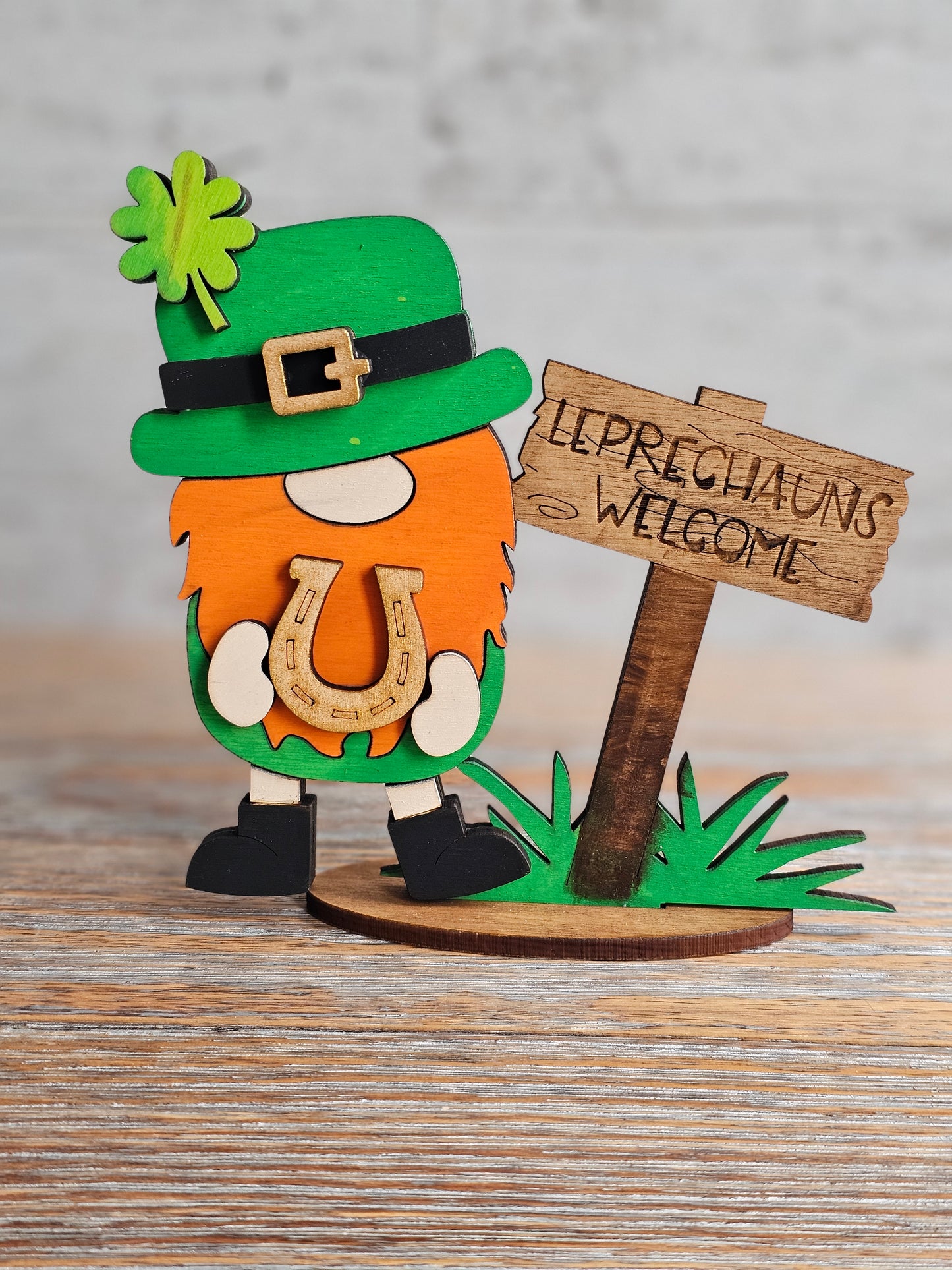 St. Patrick’s Day Leprechaun Gnome Decor – Lucky Irish Shelf Sitter with Welcome Sign – Tiered Tray St. Patty’s Day Decoration