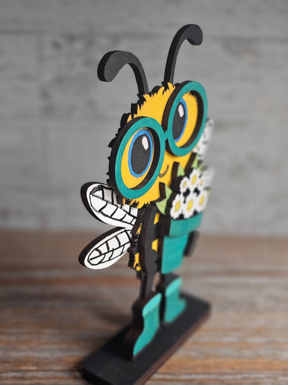 Wood Bee Shelf Decor