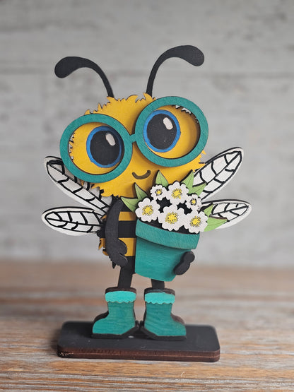Wood Bee Shelf Decor