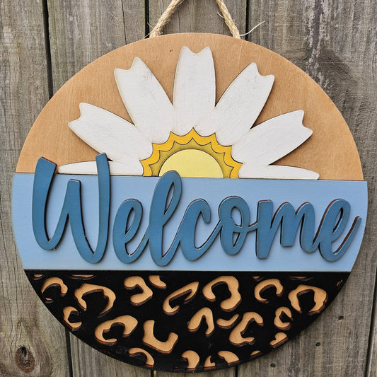 Daisy Leopard Welcome Sign