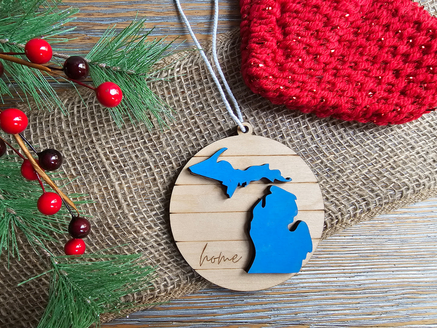 Michigan Cut-Out Round Ornament