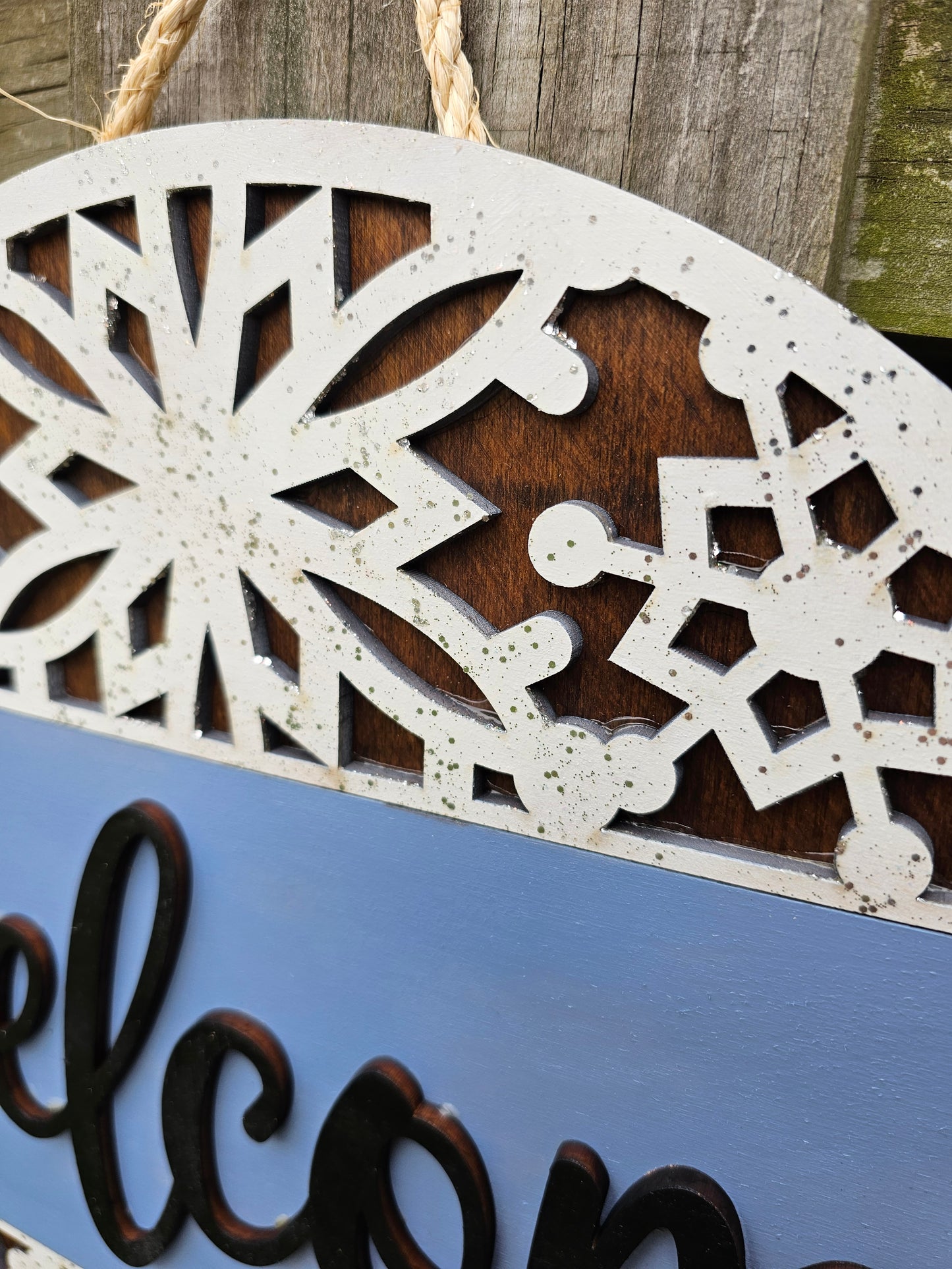 Welcome Snowflake Border Wooden Door Hanging Sign