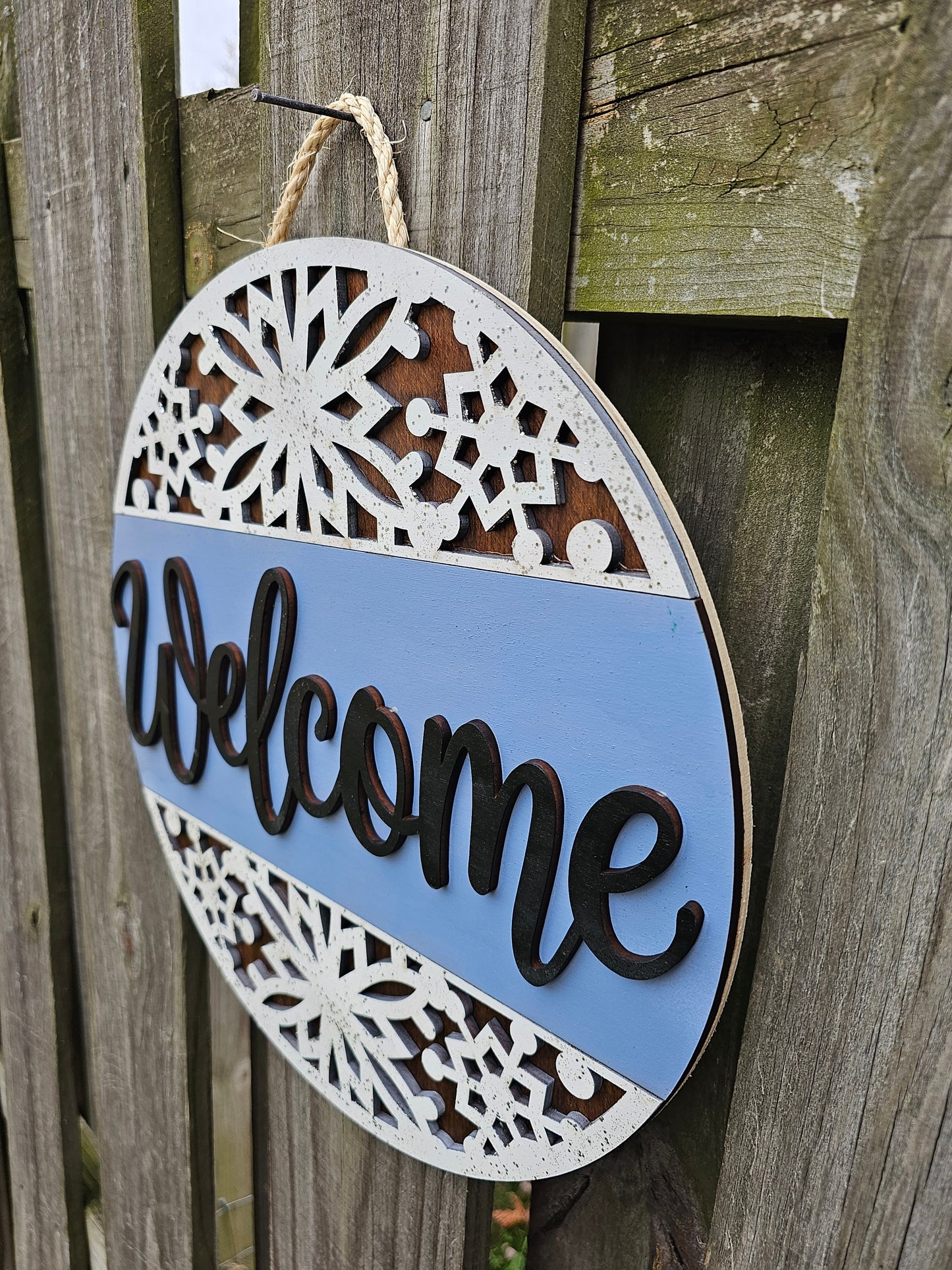 Welcome Snowflake Border Wooden Door Hanging Sign