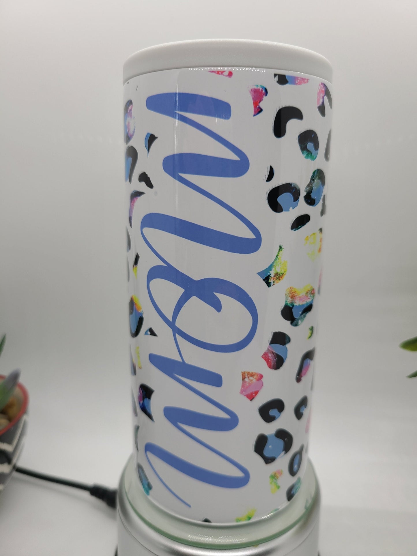Mom Water Color Leopard Skinny Can Cooler